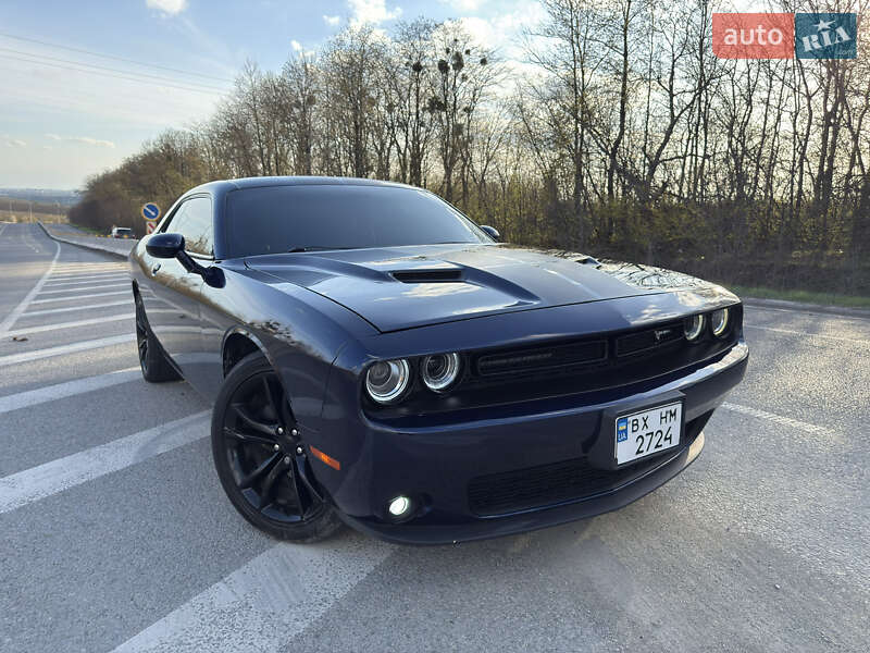 Купе Dodge Challenger 2016 в Каменец-Подольском фото 7 Купе Dodge Challenger 2016 в Каменец-Подольском