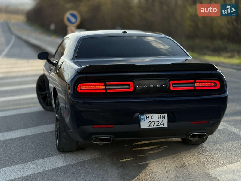 Купе Dodge Challenger 2016 в Каменец-Подольском фото 19 Купе Dodge Challenger 2016 в Каменец-Подольском