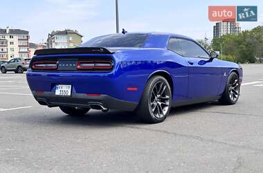 Купе Dodge Challenger 2020 в 