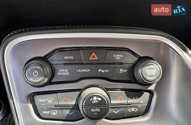 Купе Dodge Challenger 2020 в 