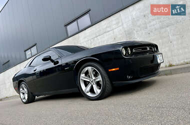 Купе Dodge Challenger 2016 в 