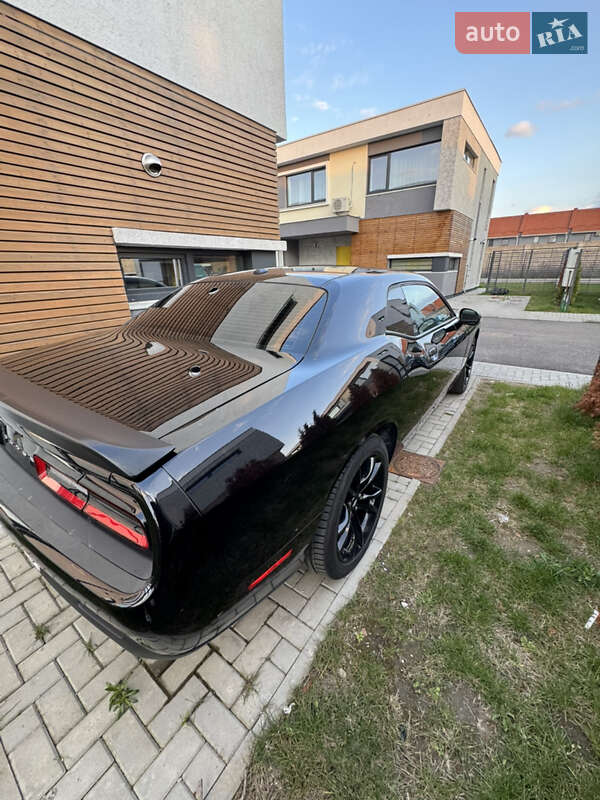 Купе Dodge Challenger 2018 в Одессе