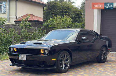 Купе Dodge Challenger 2018 в 