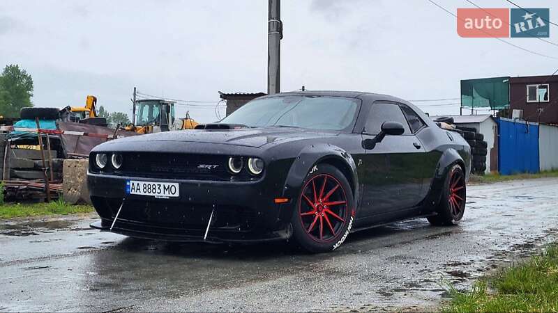 Купе Dodge Challenger 2018 в Киеве