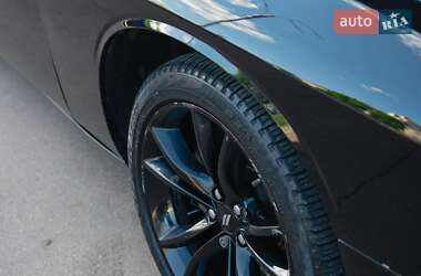 Купе Dodge Challenger 2017 в 