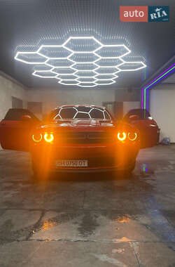 Купе Dodge Challenger 2015 в 