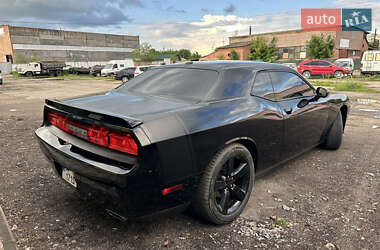 Купе Dodge Challenger 2014 в 
