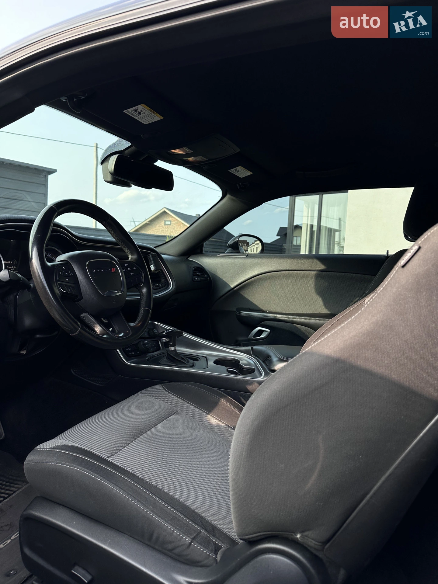 2015 Dodge Challenger - мініатюра 14