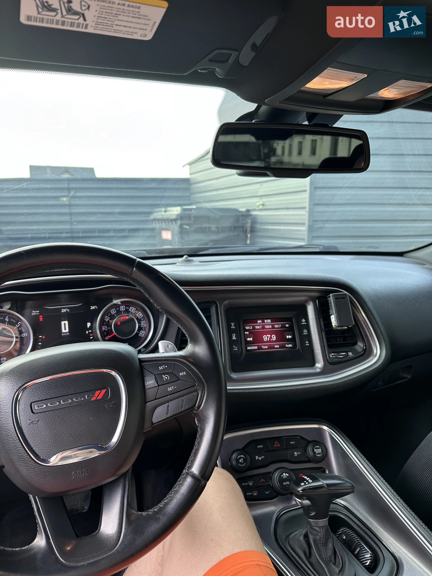 2015 Dodge Challenger - мініатюра 22