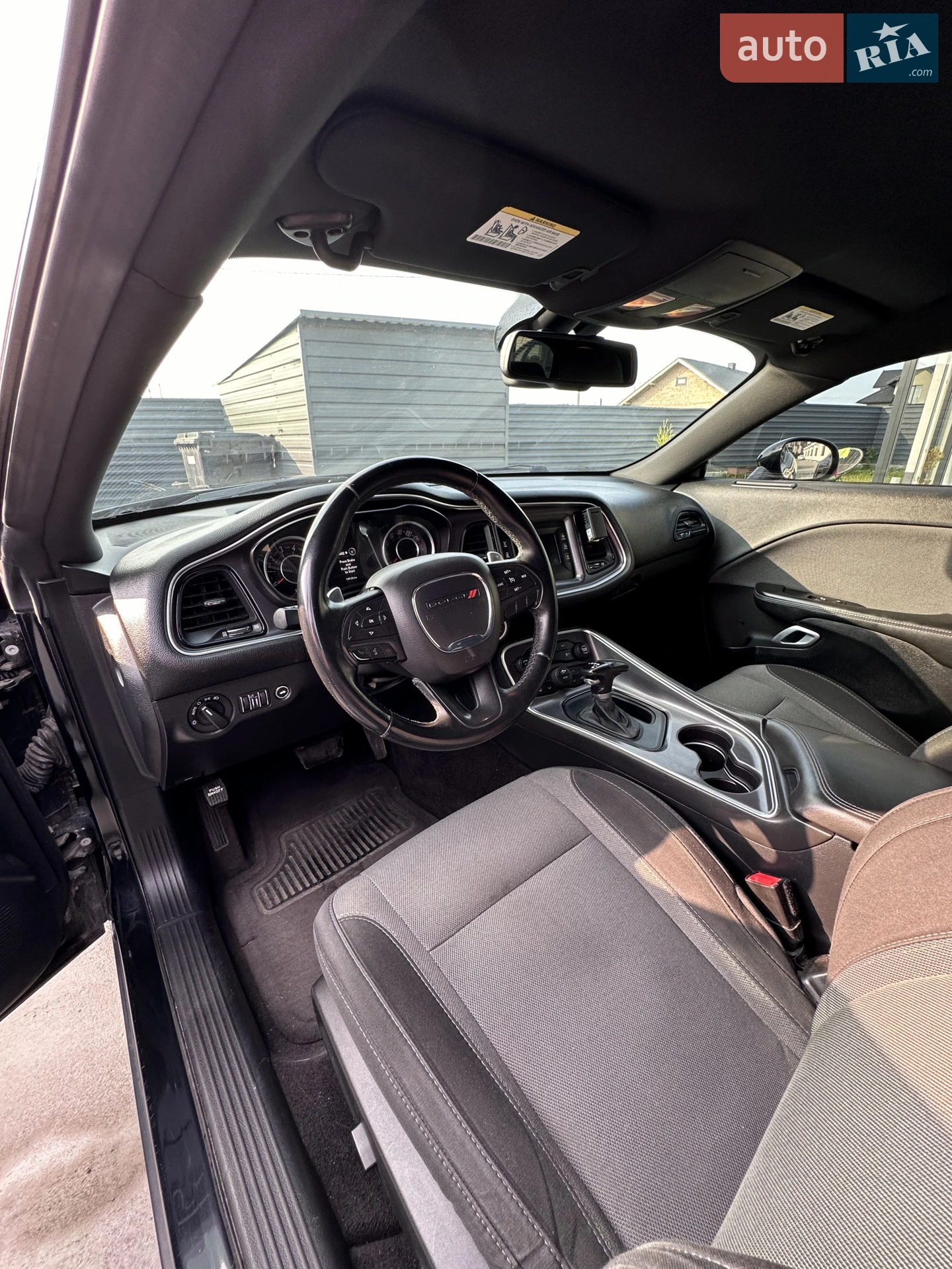 2015 Dodge Challenger - мініатюра 23