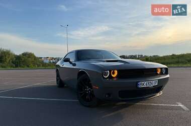 Купе Dodge Challenger 2018 в Ровно