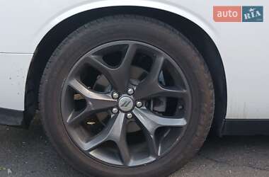 Купе Dodge Challenger 2019 в 