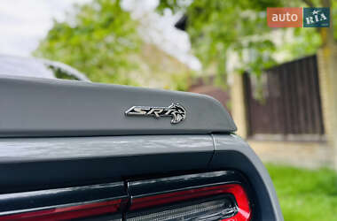 Купе Dodge Challenger 2019 в 