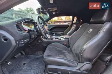 Купе Dodge Challenger 2017 в 