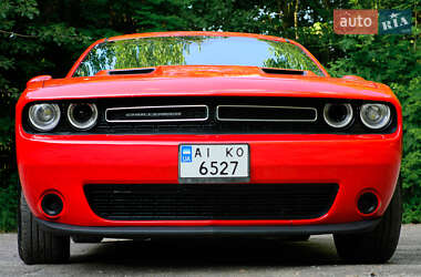 Купе Dodge Challenger 2016 в 