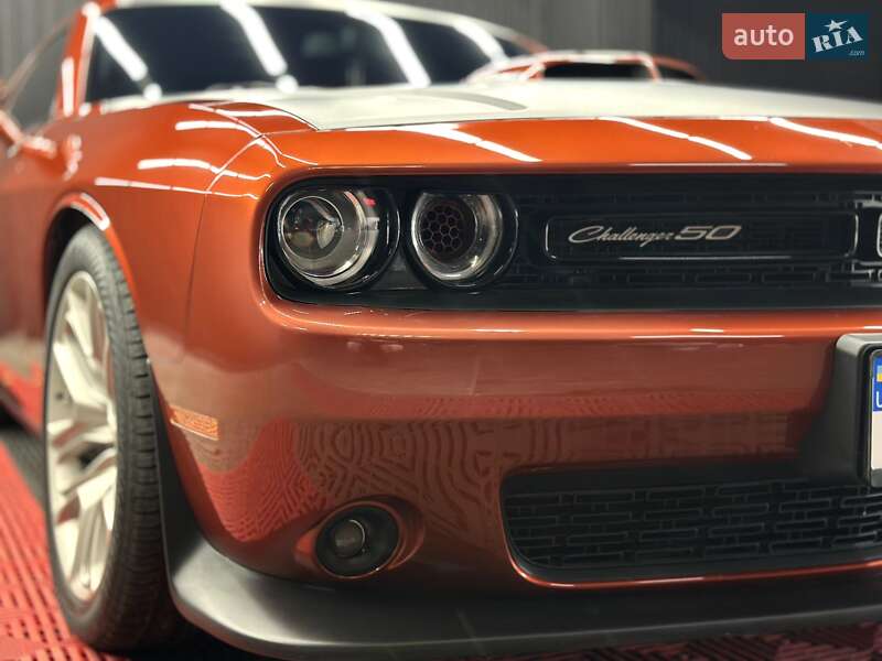 Купе Dodge Challenger 2020 в Києві