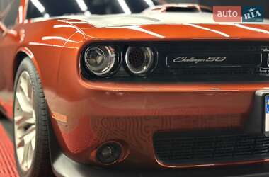 Купе Dodge Challenger 2020 в 