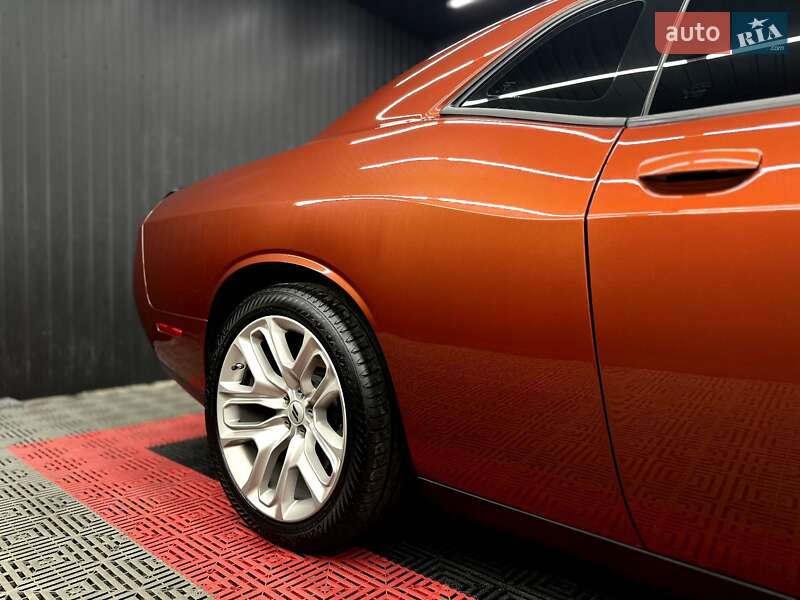 Купе Dodge Challenger 2020 в Києві