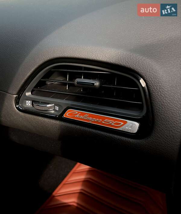 Купе Dodge Challenger 2020 в Києві