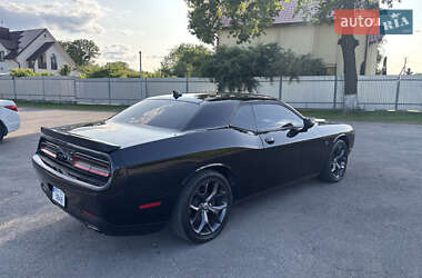 Купе Dodge Challenger 2019 в 