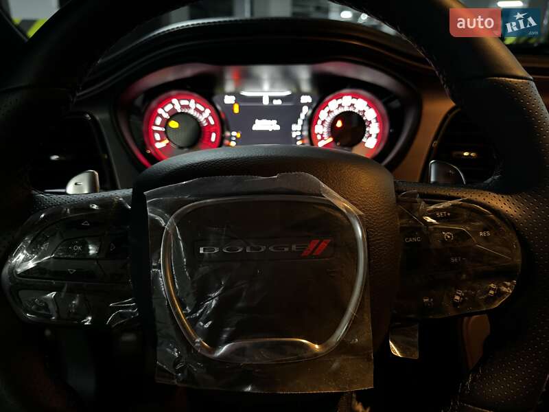 Купе Dodge Challenger 2023 в Киеве