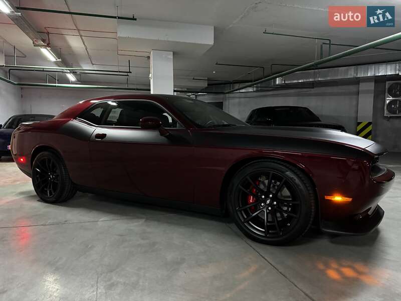 Купе Dodge Challenger 2023 в Киеве