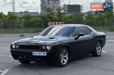 Купе Dodge Challenger 2013 в Киеве
