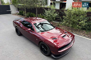 Купе Dodge Challenger 2019 в 