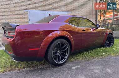 Купе Dodge Challenger 2021 в 