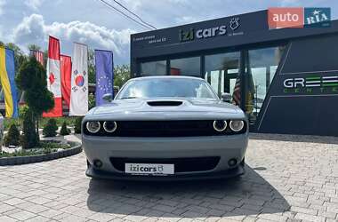 Купе Dodge Challenger 2021 в 