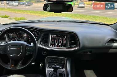 Купе Dodge Challenger 2021 в 