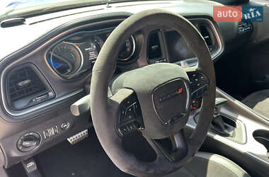 Купе Dodge Challenger 2022 в 