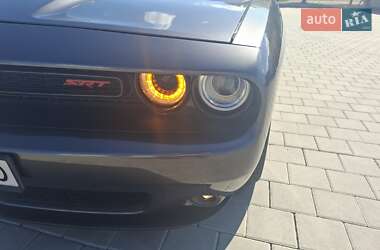 Купе Dodge Challenger 2017 в 