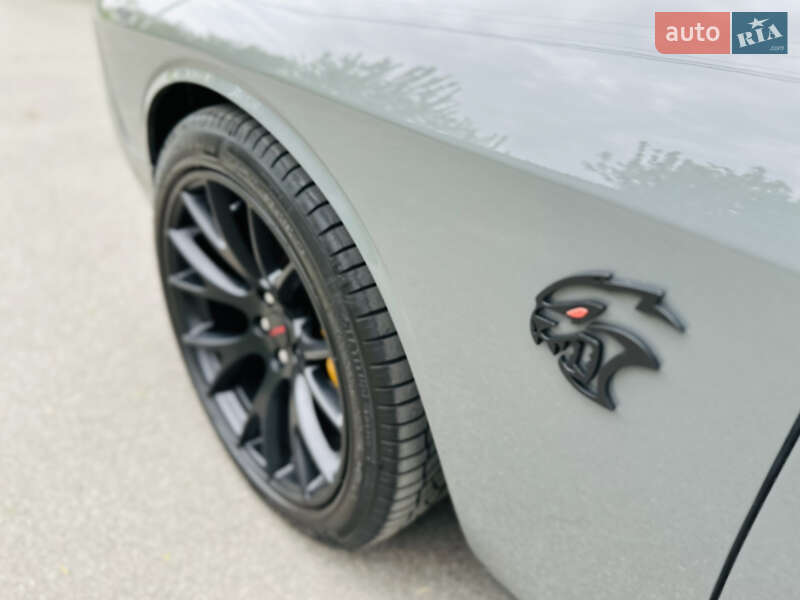 Купе Dodge Challenger 2019 в Киеве