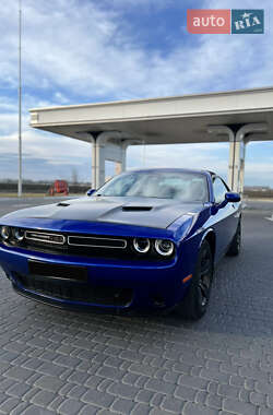 Купе Dodge Challenger 2019 в 
