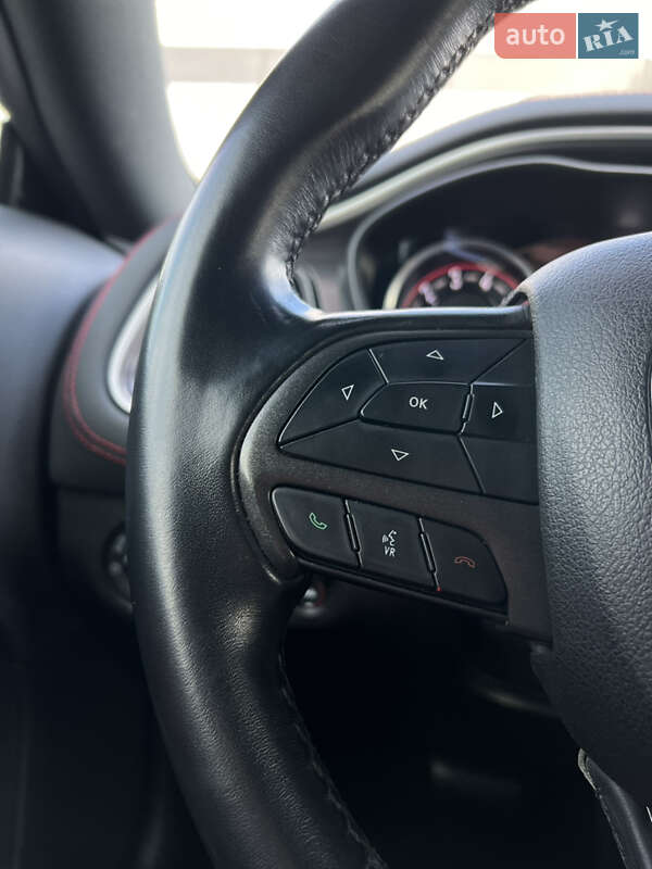 Купе Dodge Challenger 2019 в Умани