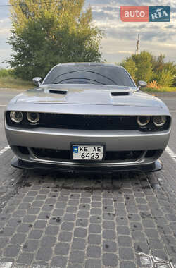 Купе Dodge Challenger 2015 в Кам'янському