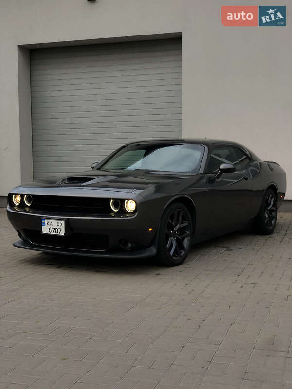 Dodge Challenger 2020