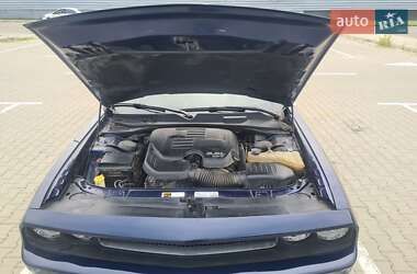 Купе Dodge Challenger 2013 в 