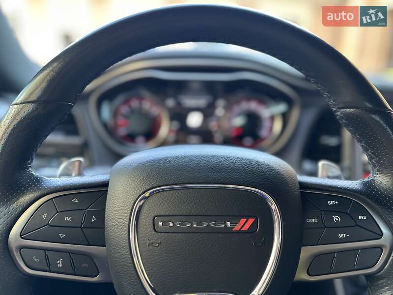 Купе Dodge Challenger 2020 в Киеве