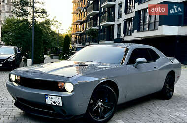 Dodge Challenger 2013