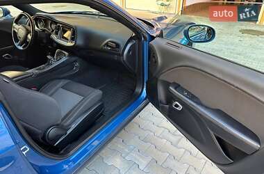 Купе Dodge Challenger 2021 в 
