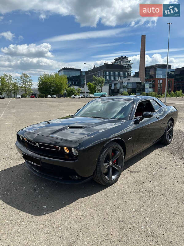 Купе Dodge Challenger 2017 в Києві фото 2 Купе Dodge Challenger 2017 в Києві