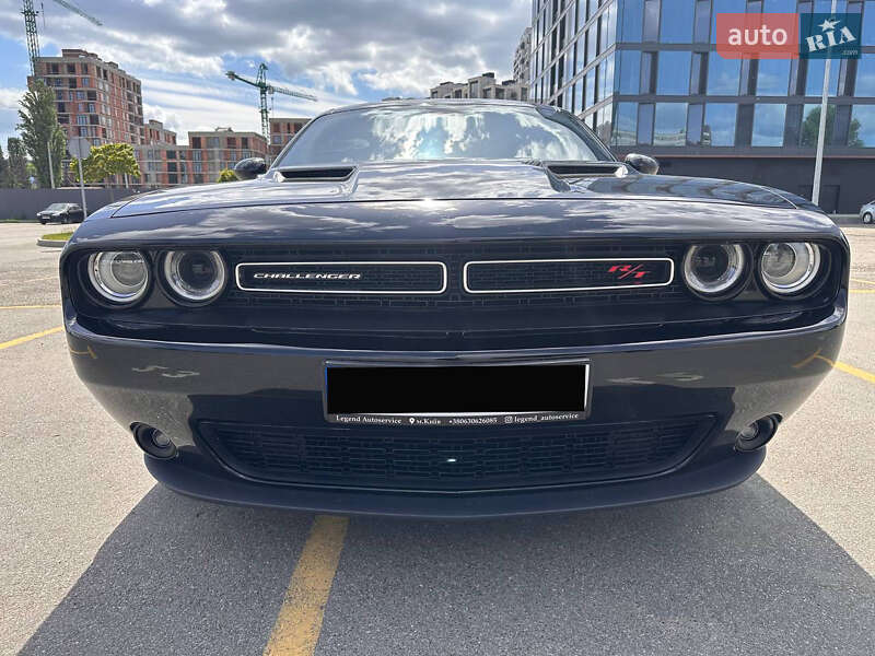 Купе Dodge Challenger 2017 в Києві фото 32 Купе Dodge Challenger 2017 в Києві
