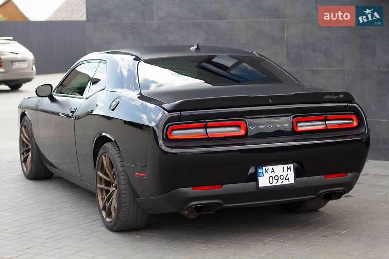 Купе Dodge Challenger 2019 в Киеве