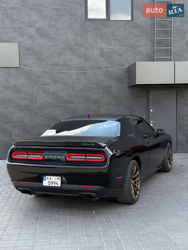 Купе Dodge Challenger 2019 в Киеве