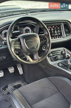 Купе Dodge Challenger 2019 в 