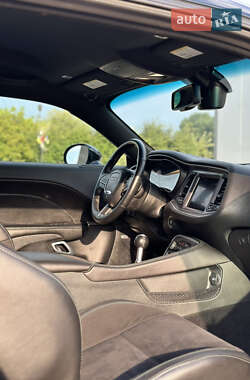 Купе Dodge Challenger 2019 в 