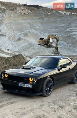 Купе Dodge Challenger 2019 в Тернополе