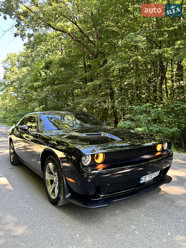 Купе Dodge Challenger 2015 в Чернівцях фото 14 Купе Dodge Challenger 2015 в Чернівцях